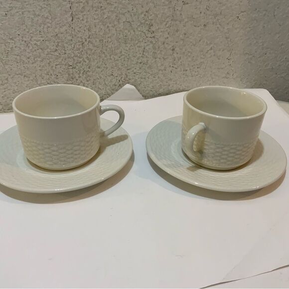 2 Cup Saucer Sets in Basketweave Pattern - Tabletops Unlimited - Picture 1 of 5